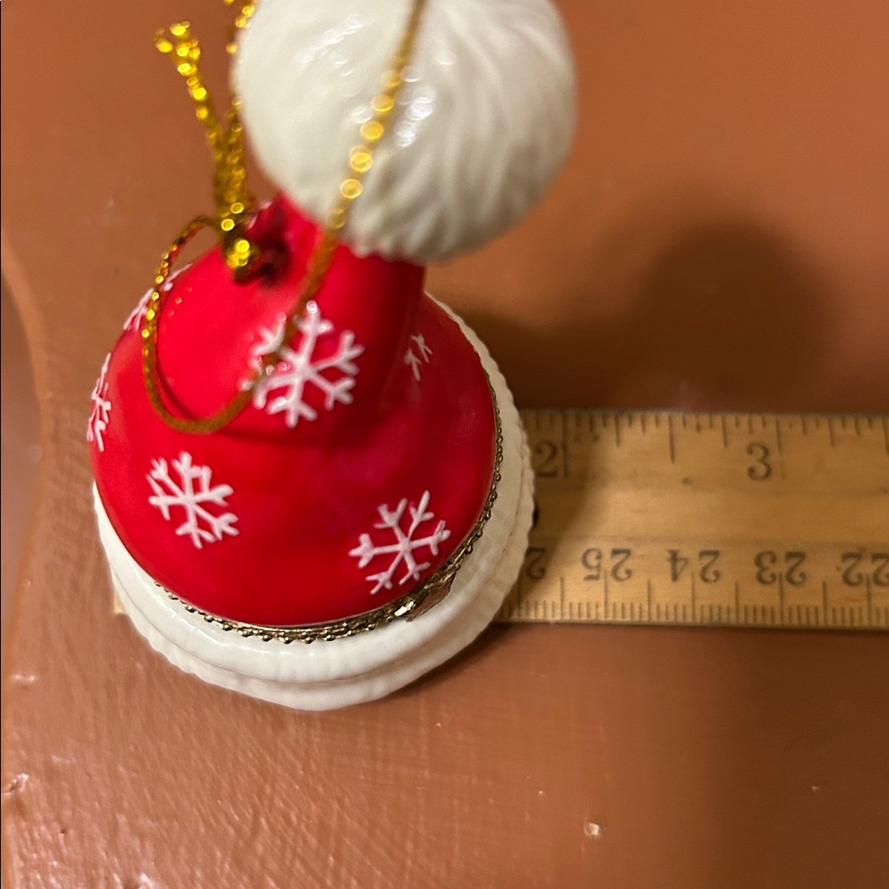 Red & White Santa Hat with Snowflakes Hinged Trinket Box Ornament -Porcelain - Picture 13 of 13